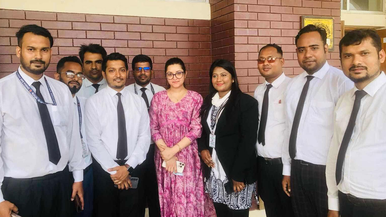 এবার সেই গৃহকর্মী পিংকির বিরুদ্ধে পরীমনির মামলা